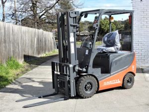 Empilhador elétrico SMITH XE25A 2500 kg 300 cm