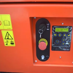 Caixa de comando ao nível do solo da SMITH AS-X6 com chave, botão de emergência e visor
