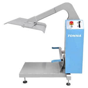Prensa de contentores TONNA1100 E1100L para contentores de resíduos de 1100 L, vista lateral